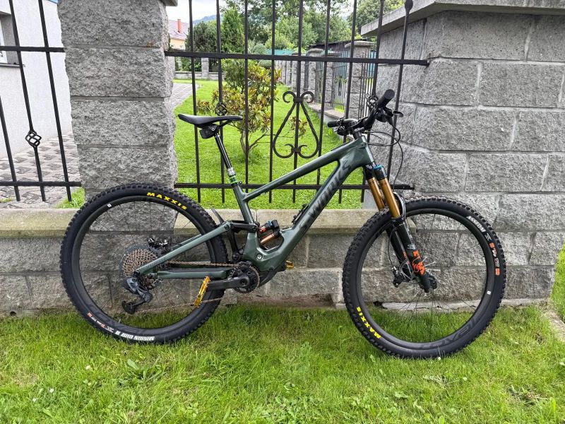 Specialized S-Works Kenevo SL karbon