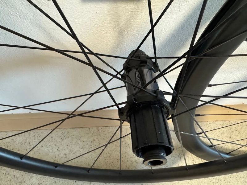 Light Bicycle Newmen Sapim CX Ray - 1360g