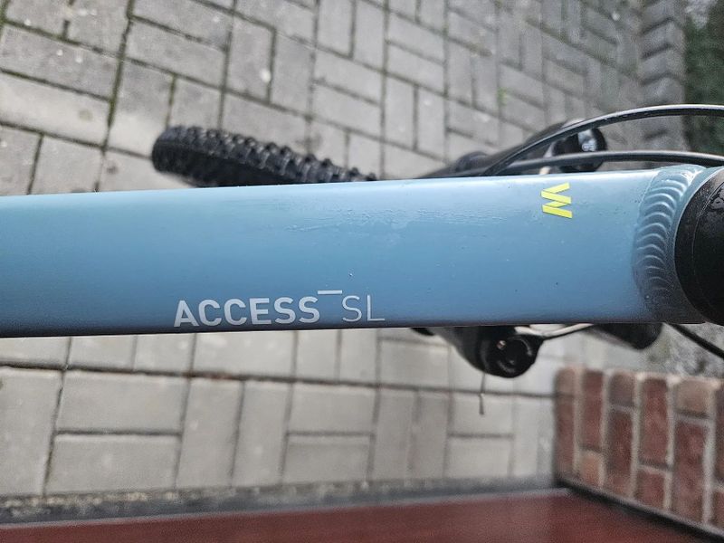 Dámské horské kolo CUBE ACCESS WS SL 