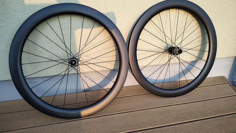 Silniční karbonová kola Vision DB 55, ořech Shimano 