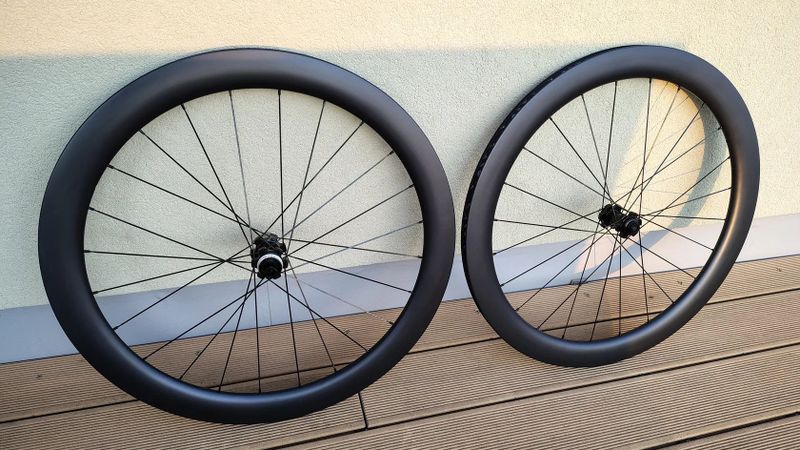 Silniční karbonová kola Vision DB 55, ořech Shimano 