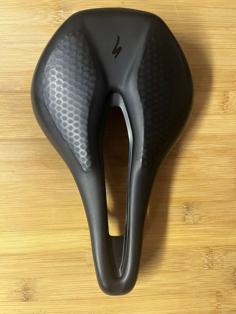 Prodám 1/2 roků jeté sedlo Specialized Power Expert Mirror
