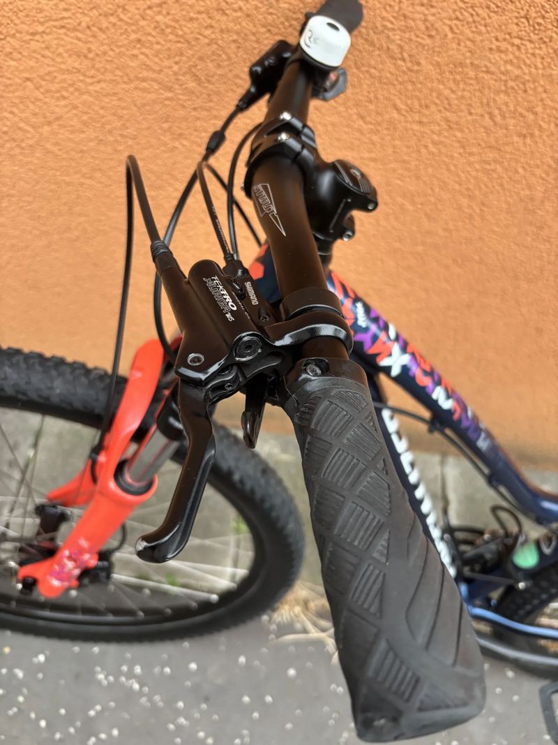 Horské kolo SPECIALIZED