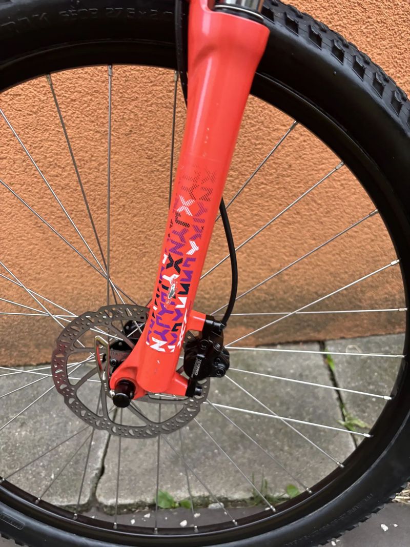 Horské kolo SPECIALIZED