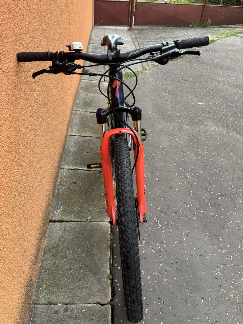 Horské kolo SPECIALIZED