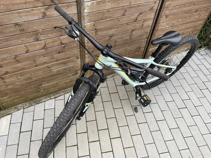 Prodám horské kolo Specialized Pitch 27.5, vel. S, super stav