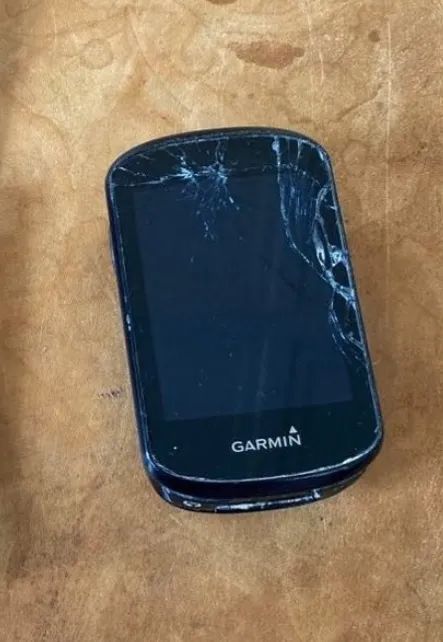 Nefunkční Garmin Edge 830