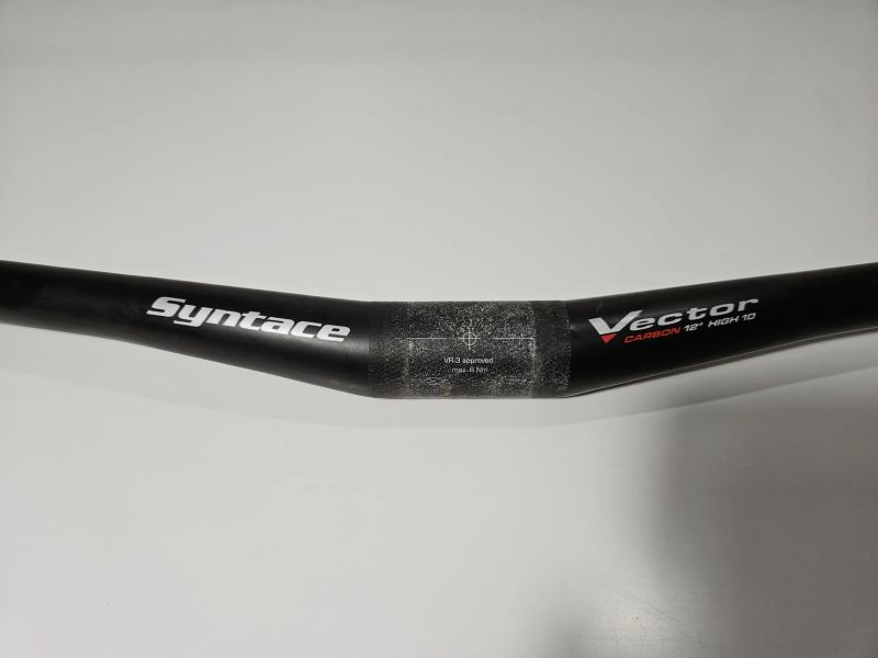 karbonová řidítka Syntace Vector