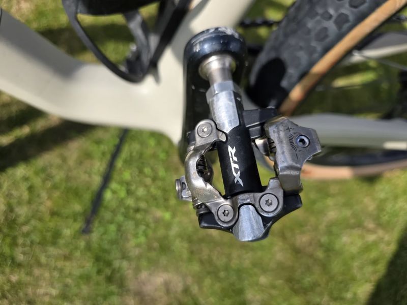 Canyon lux trail cf6 - vel. M - 11,10kg