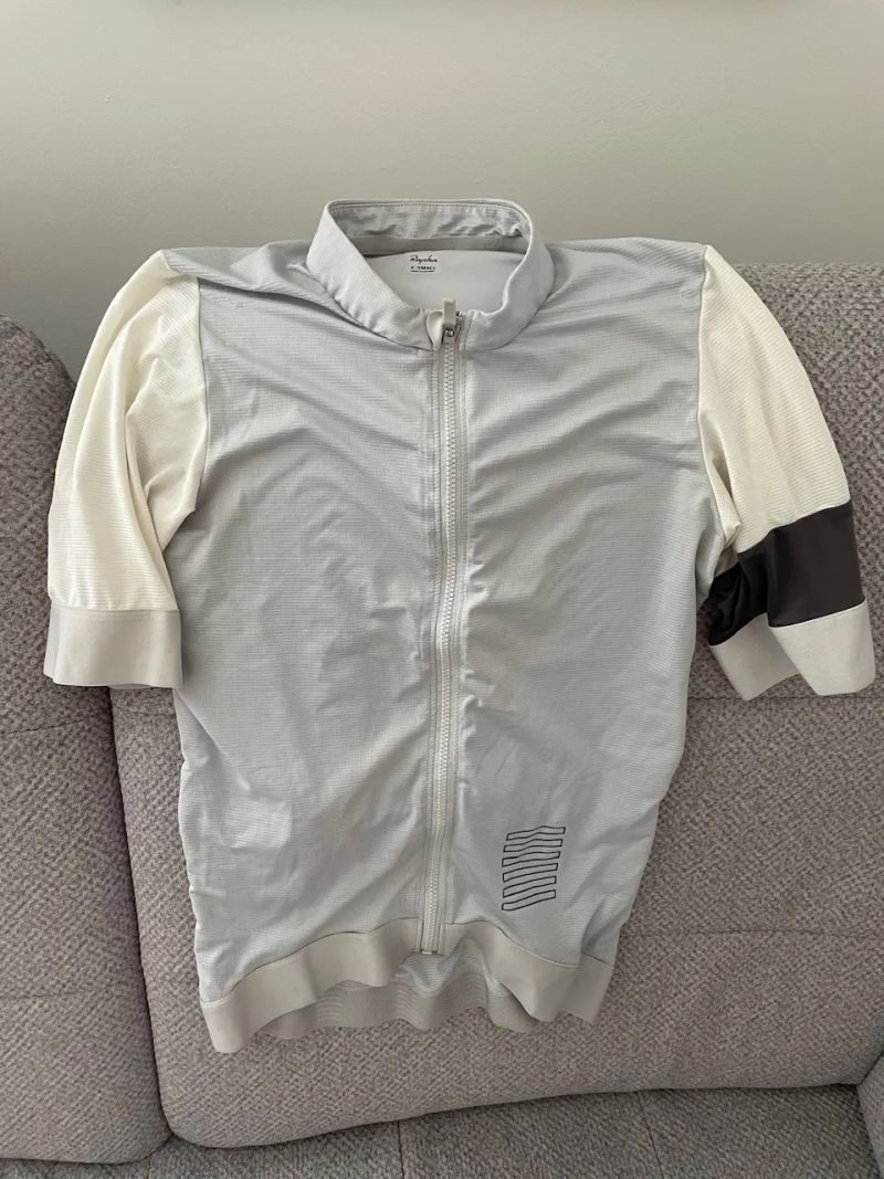 Dres a kraťasy Rapha