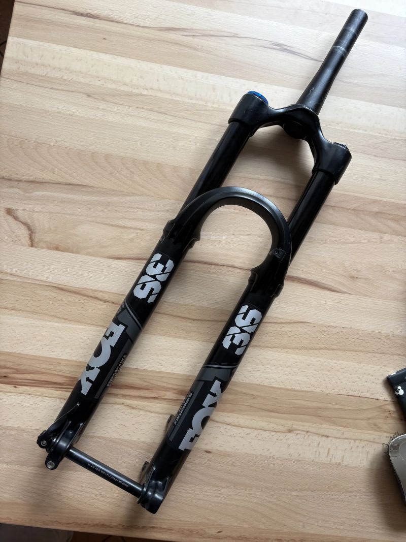 Vidlice Fox 36 160mm Performance Elite Grip 2 