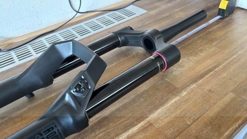 RockShox Zeb Select+ NOVÁ