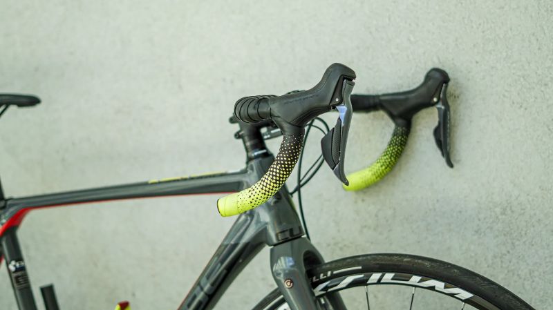 Cube Cross Race C:62 / GRX Di2 / vel.53