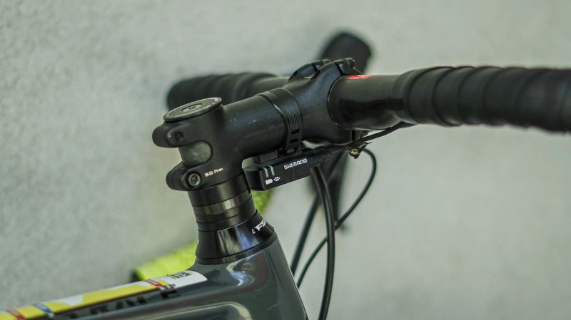 Cube Cross Race C:62 / GRX Di2 / vel.53