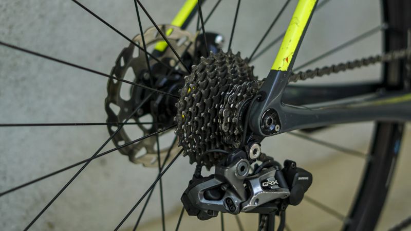 Cube Cross Race C:62 / GRX Di2 / vel.53