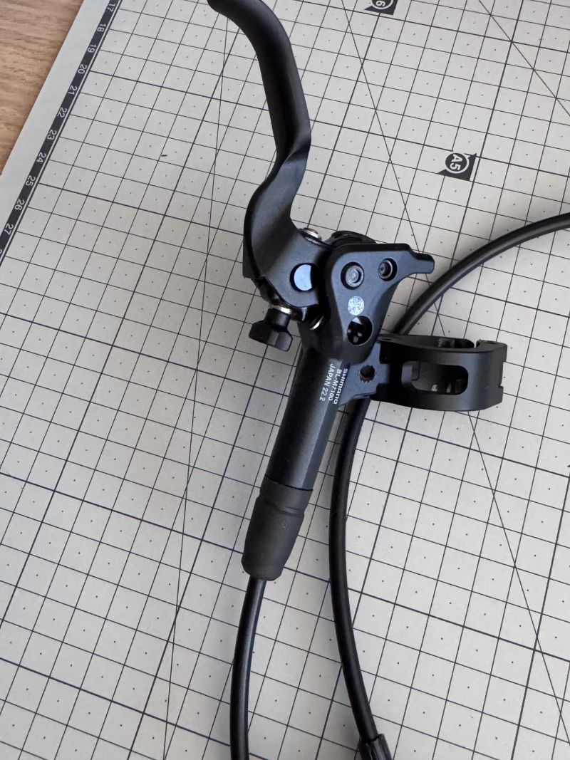 Shimano SLX přední brzda M7100, sundaná z nového kola