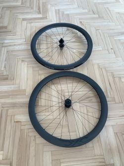 Karbonova kola 700x21, 50mm rafek
