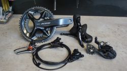 Sada Shimano 105 R7100 2X12/. Kliky 172,5