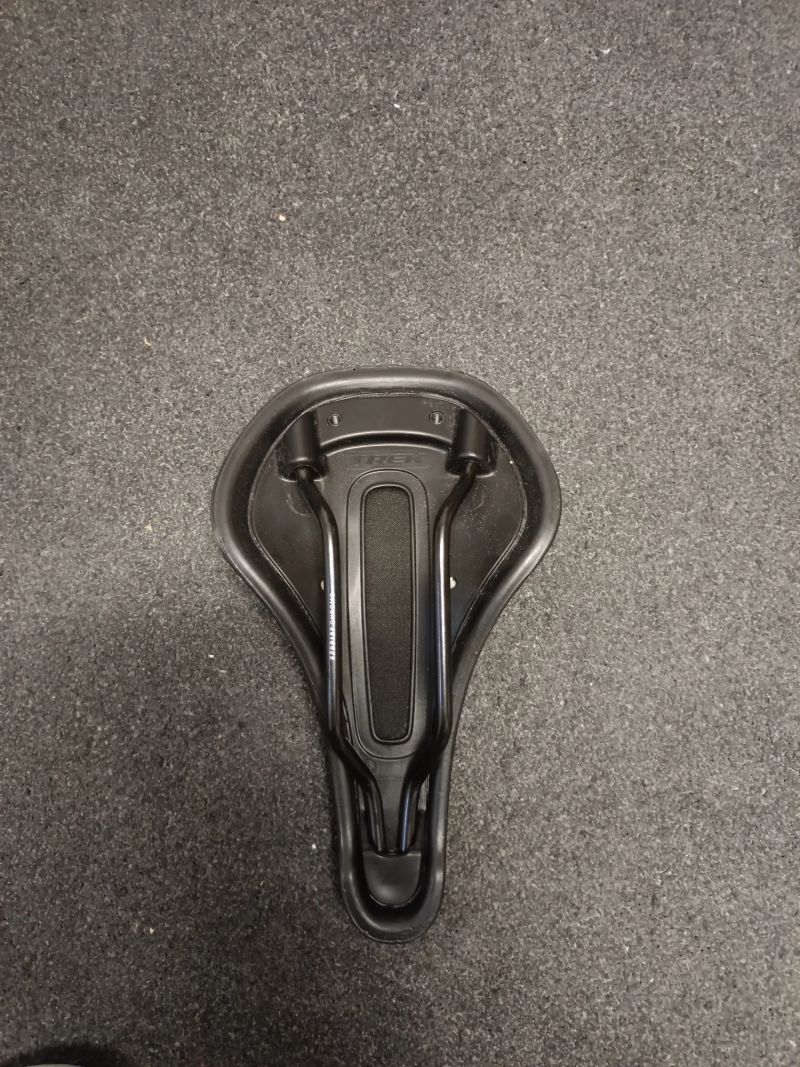 Sedlo Bontrager Verse 