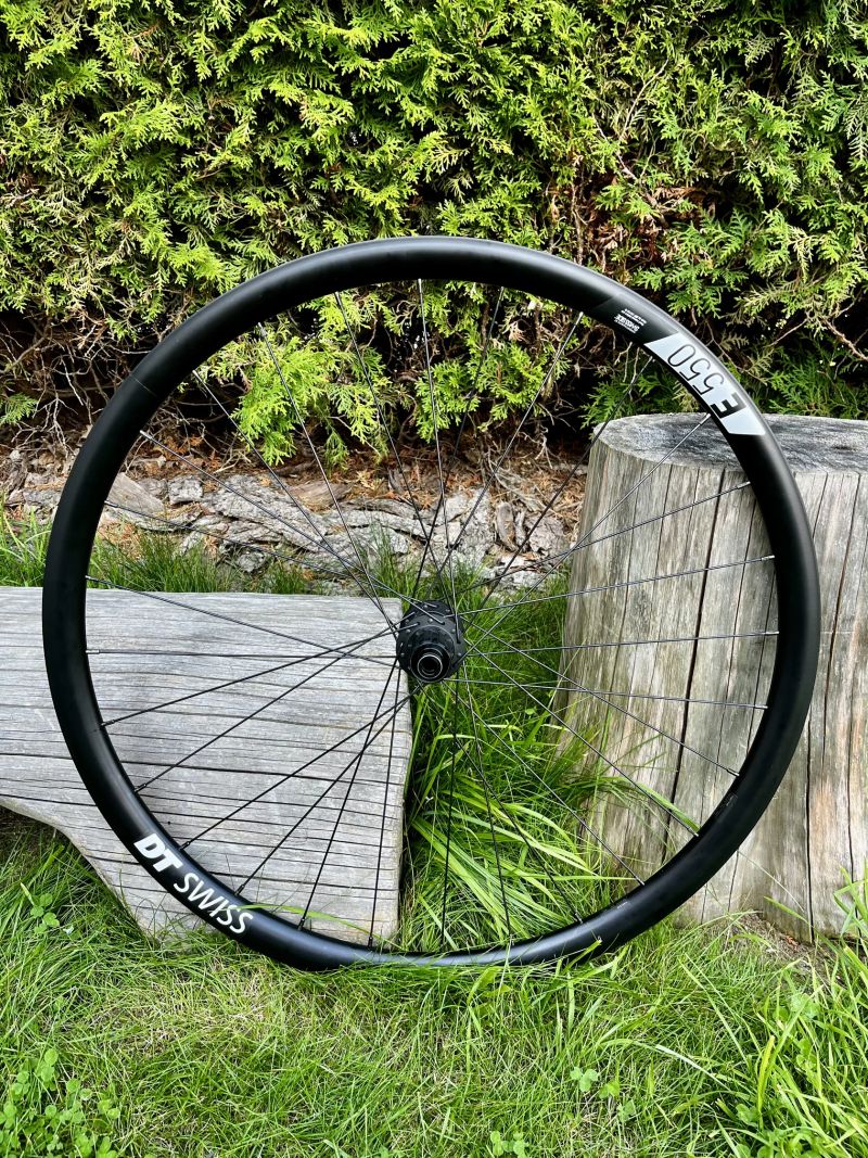 NOVÁ Zapletená kola DT Swiss 30mm - náboje DT Swiss 350