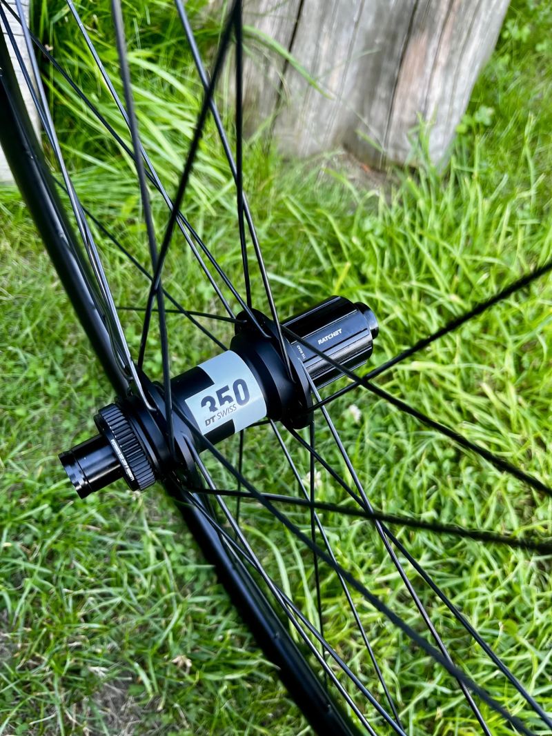 NOVÁ Zapletená kola DT Swiss 30mm - náboje DT Swiss 350