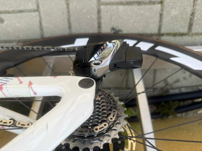 Canyon CFR e-Tap vel.L (175-190 cm)