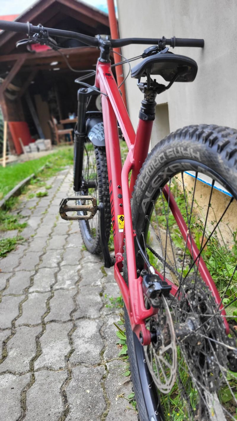 Canyon Stoic 3 - trailové Mtb kolo