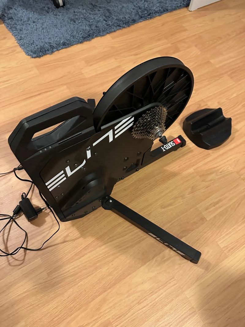 Cyklotrenažér Elite SUITO-T