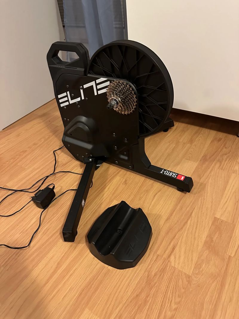 Cyklotrenažér Elite SUITO-T