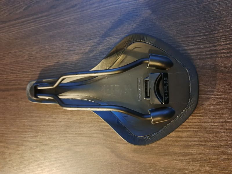 Sedlo Fizik Antares R5