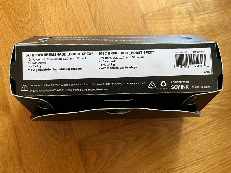 Přední náboj Novatec Boost Spec (110 mm, 32 děr)