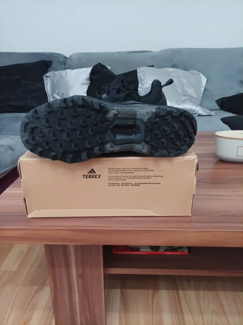 Adidas Terrex Estrail 2 - 44 vel -28 cm