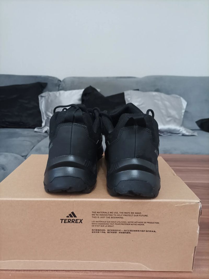 Adidas Terrex Estrail 2 - 44 vel -28 cm