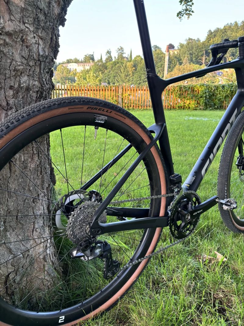 Gravel kolo Giant REVOLT ADVANCED 0 černá, 2024 - vel. XL
