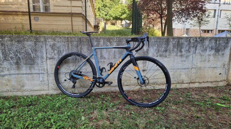 Giant TCX vel. M