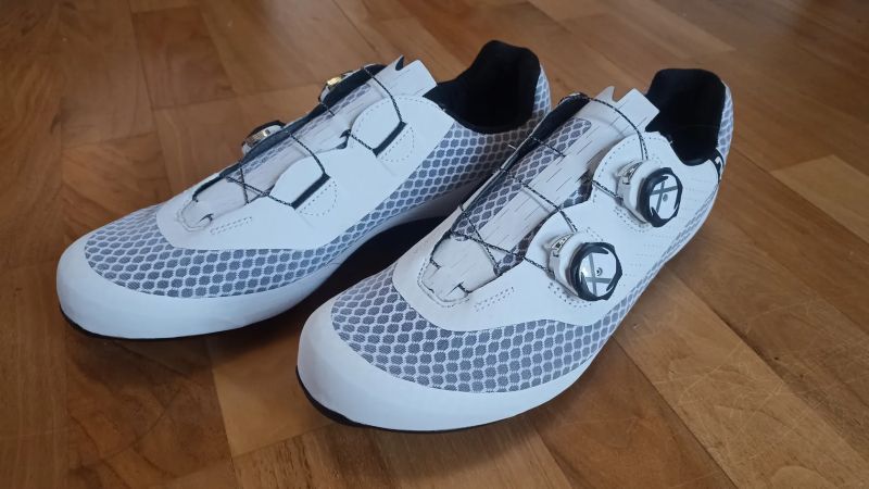 Silniční tretry Northwave Mistral Plus 45,5 White /Black 