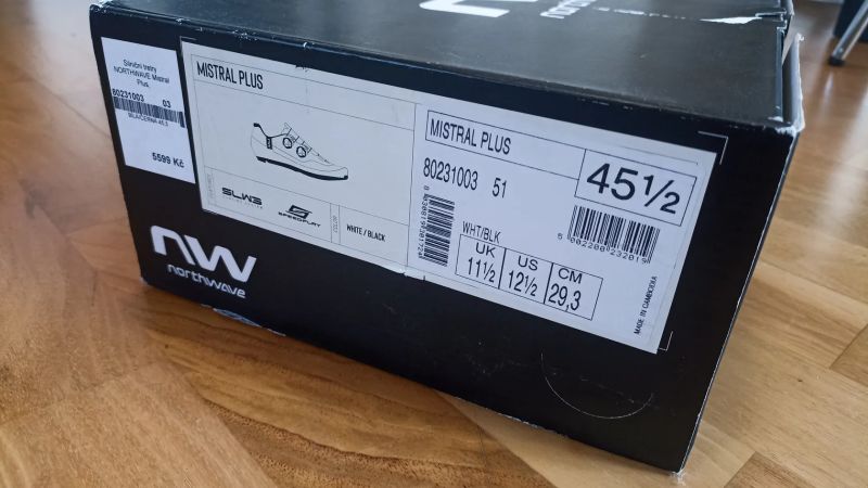 Silniční tretry Northwave Mistral Plus 45,5 White /Black 
