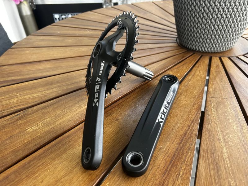 Kliky Sram Apex 1, 175mm, GXP, 40z X-sync