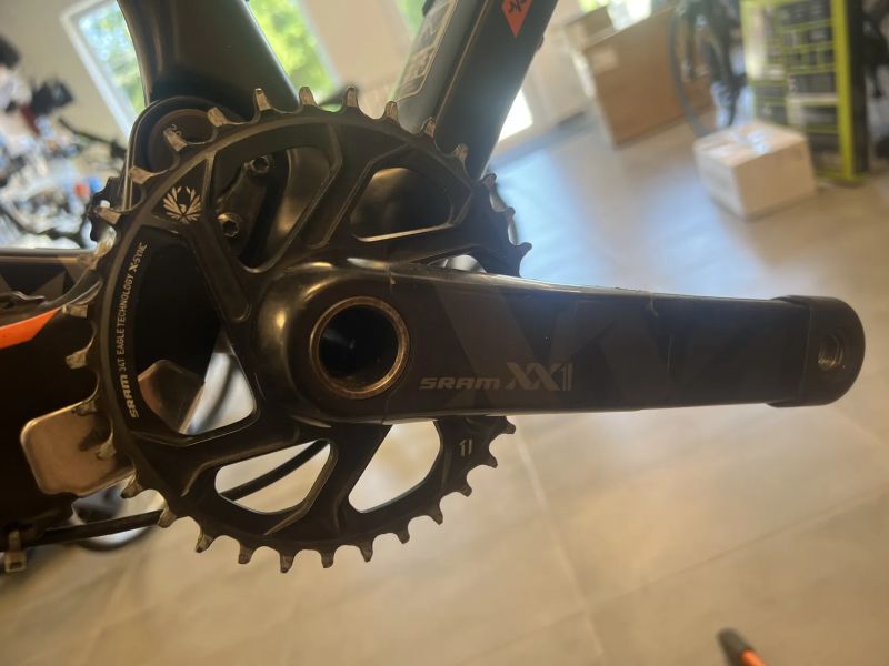 ⭐️⭐️ KTM Scarp Prestige – karbonový rám 29" + kliky SRAM XX1 + tlumič RockShox Monarch XX ⭐️⭐️