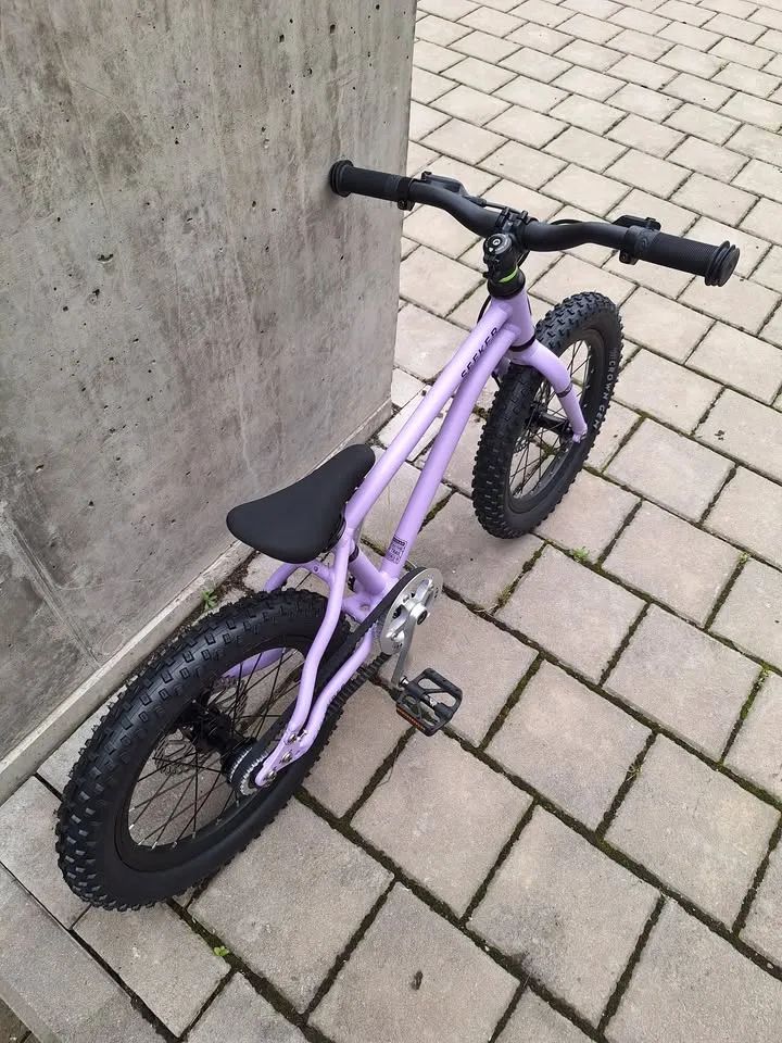 Early Rider Seeker X16 Violet NOVÉ