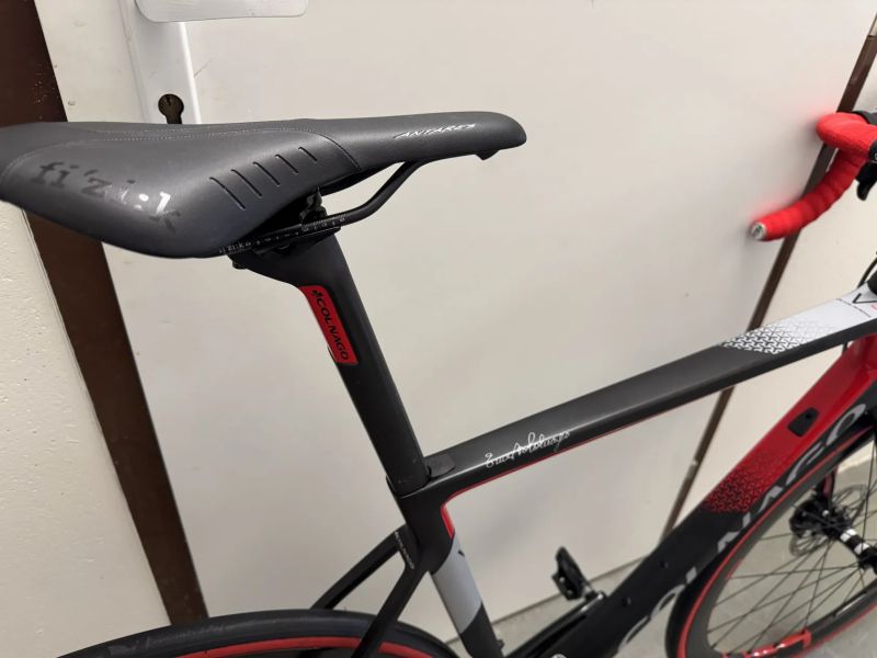 Prodám COLNAGO V3