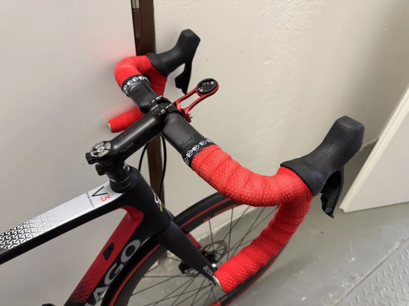 Prodám COLNAGO V3