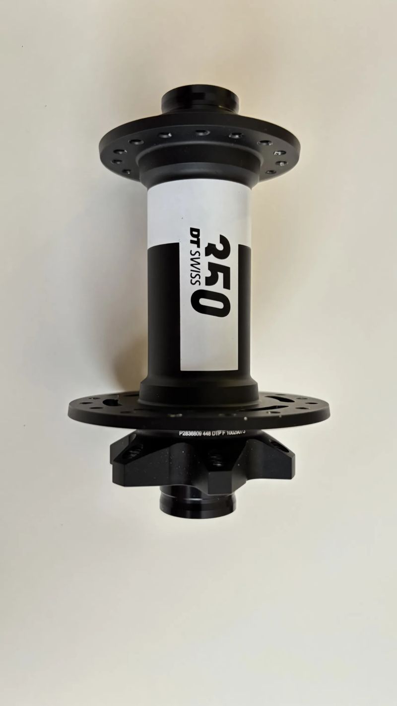 Přední náboj DT SWISS 350 Classic Boost 110/15mm DBIS - 32 děr