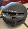 Oakley Aro7 vel M top prilba nova 