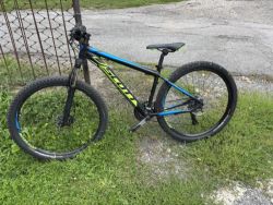 Prodám horské kolo scott aspect 760 27.5. Při rychlém jednání sleva