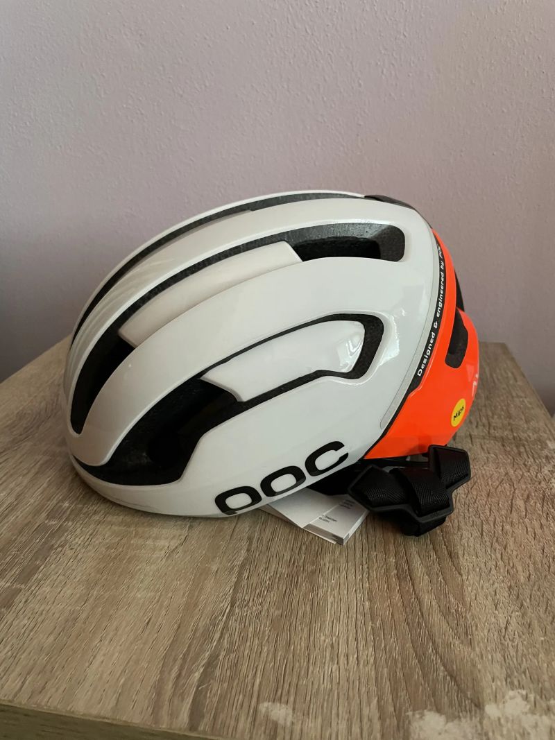 POC Omne Air MIPS fluorescent orange
