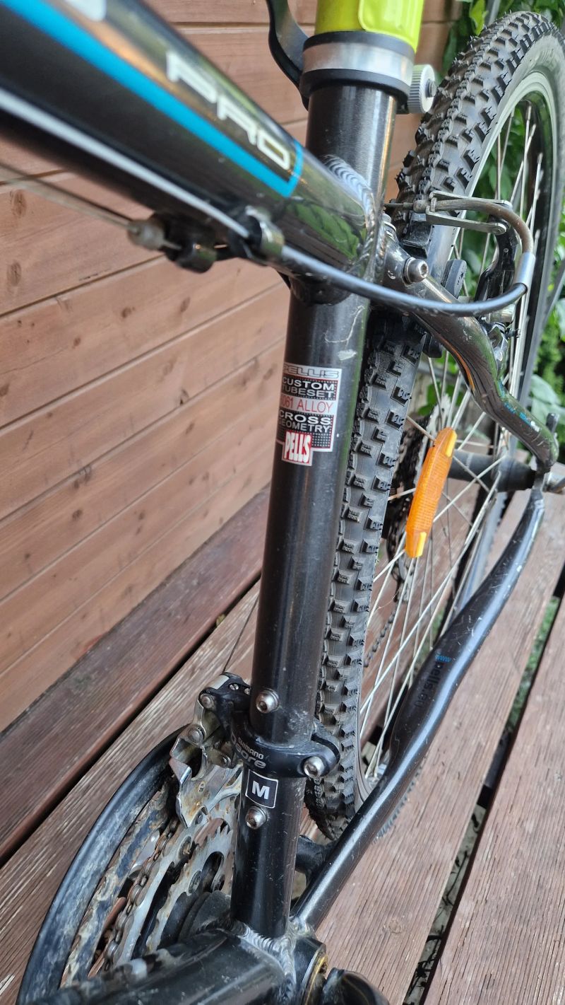 Trekové kolo PELL’S velikost M, 28"