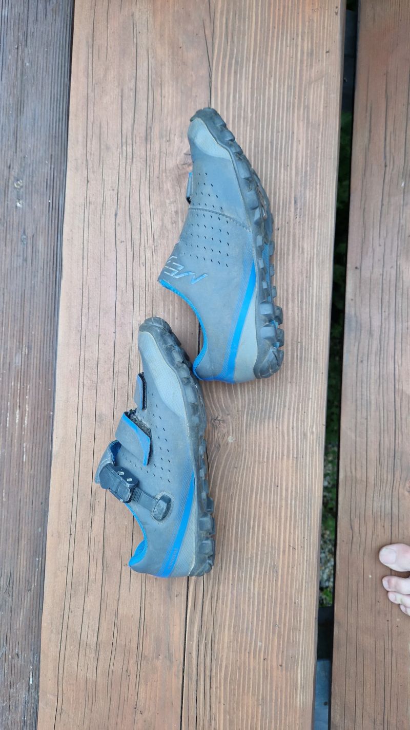 Prodám tretry SHIMANO ME3 vel 38 EU (23,8cm)
