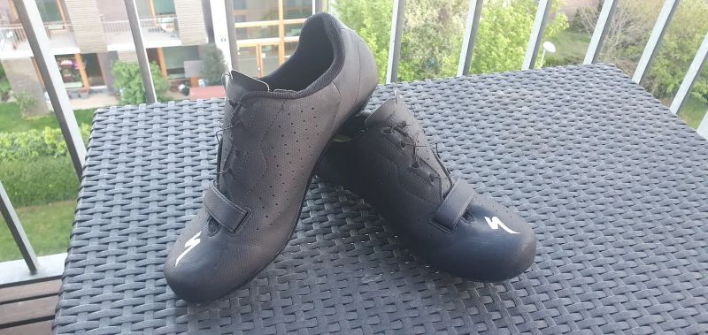 Silniční tretry Specialized torch 1.0