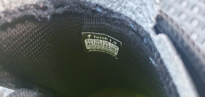 Silniční tretry Specialized torch 1.0